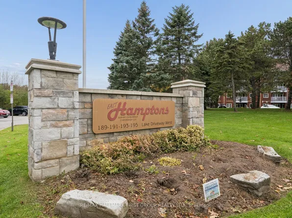 191 Lake Driveway W #401, Ajax, ON L1S 7H9