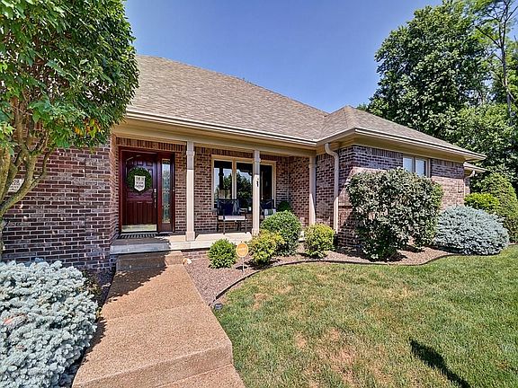 2nd image of 7552 Killarney Dr