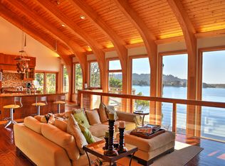 42380 Garrison Lake Rd, Port Orford, OR 97465