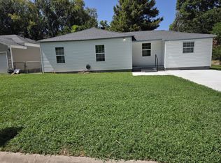 761 Macarthur Ave, Wake Village, TX 75501