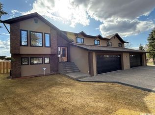 109 Parkview Pl, Shellbrook, SK S0J2E0