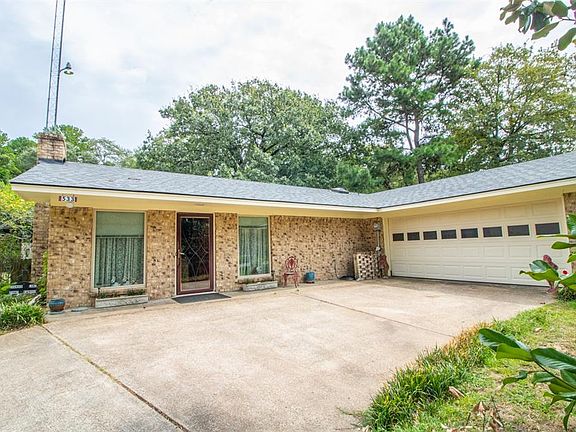 4th image of 533 Dogwood Ln
