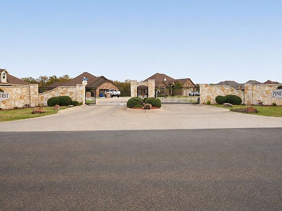 5th image of 1305 Carnoustie Dr