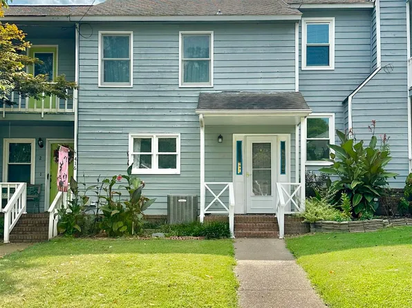 414 S Market St, Scottsboro, AL 35768