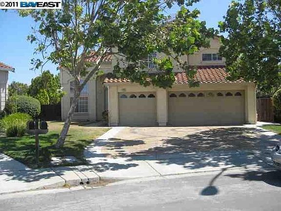 2nd image of 4709 Finn Cove Ct