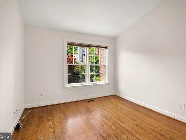 4004 Highwood Ct NW — Photo 21