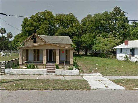1st image of 860 Ionia St