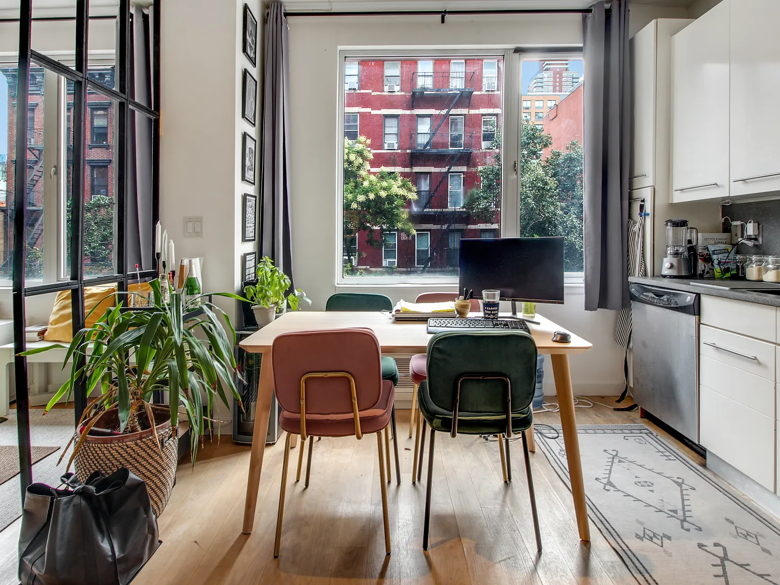 517 West 46th Street — Photo 2