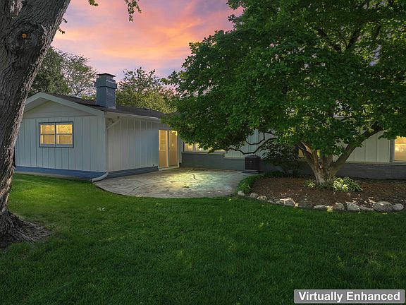 2nd image of 1049 Martingale Dr