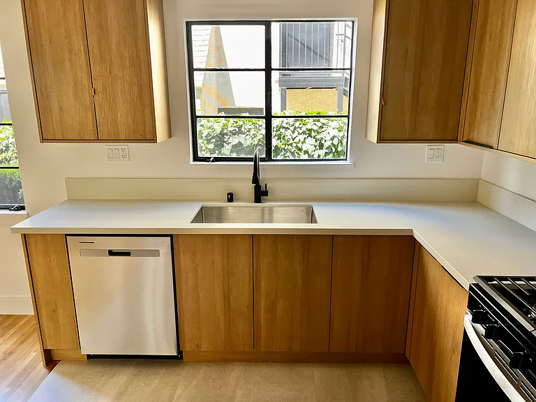 6234 La Mirada Ave — Photo 5