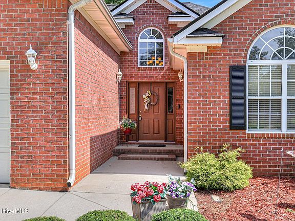 4th image of 4641 Millhaven Road