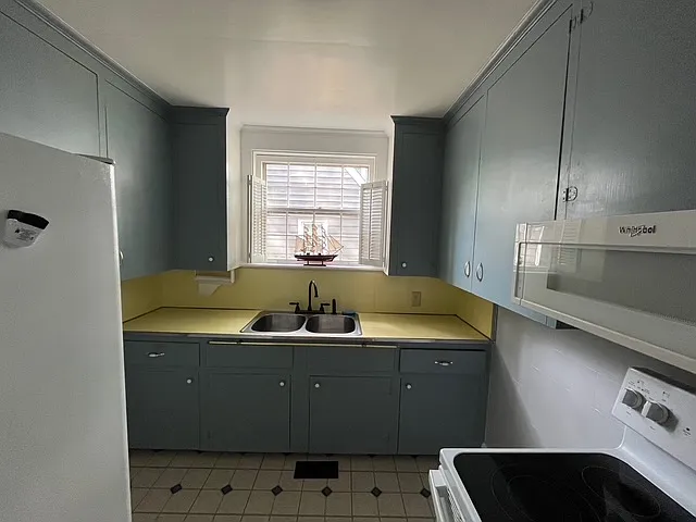 27 Milford Rd — Photo 9
