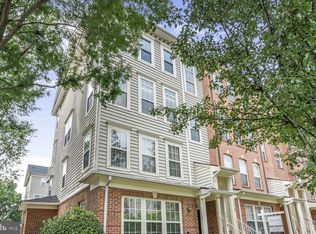 341 Cross Green St #B, Gaithersburg, MD 20878