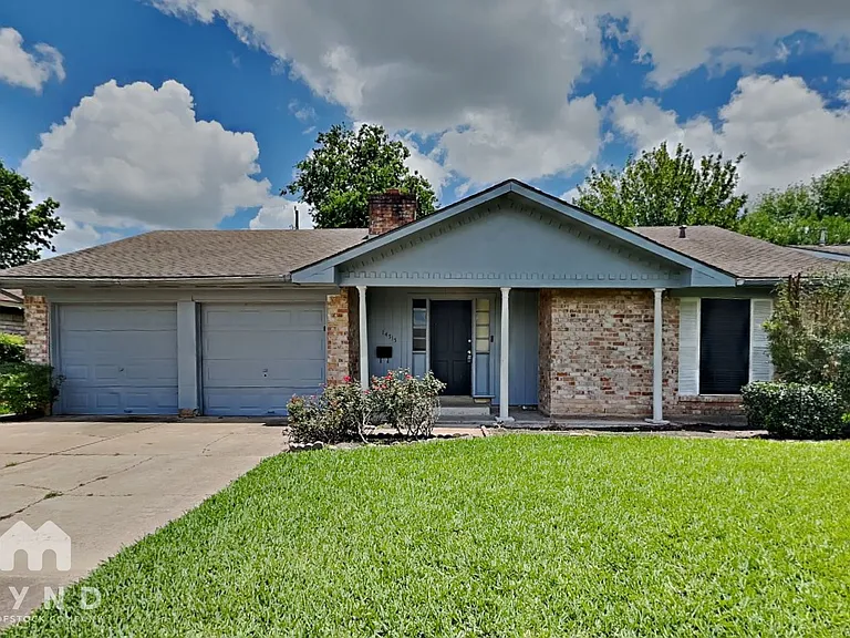 14515 Alrover St — Photo 1