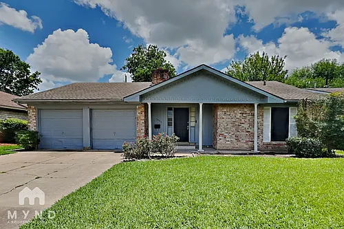 14515 Alrover St Photo 1