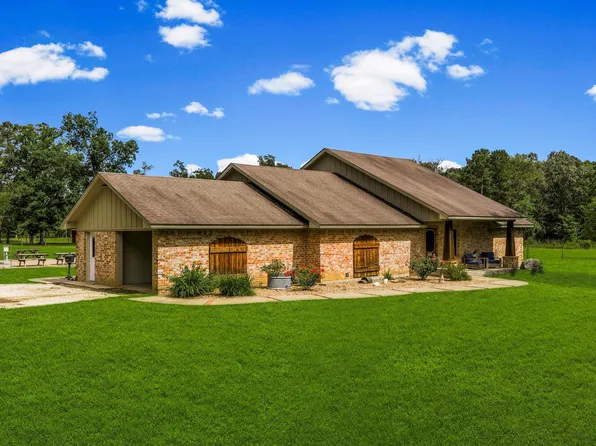 1109 Soda Loop E, Livingston, TX 77351
