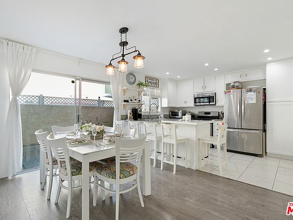 3rd image of 17221 Roscoe Blvd Unit 22