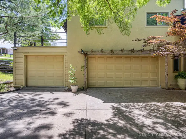 5533 E 61st Pl, Tulsa, OK 74136