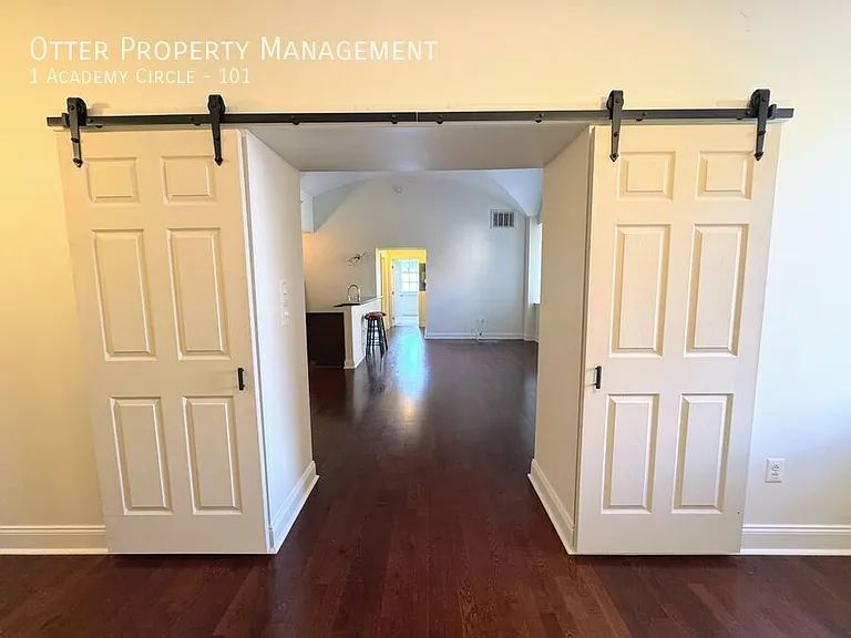 1 Academy Cir #101 — Photo 11