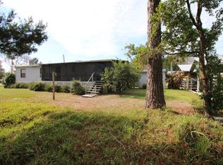 65 SE 893rd Ave, Suwannee, FL 32692