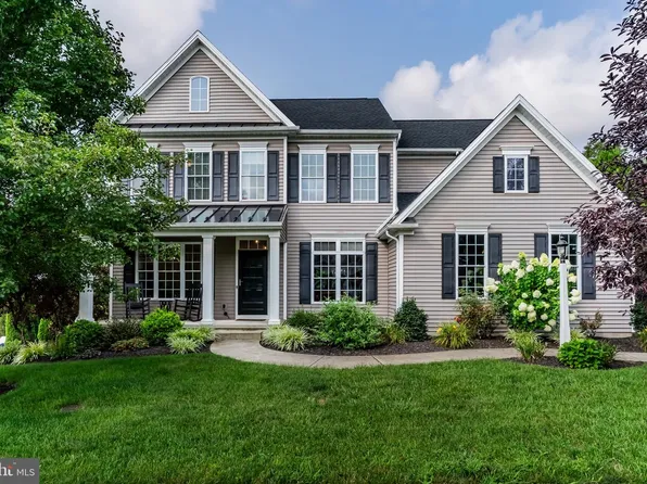 2315 Dewey Ln, Enola, PA 17025