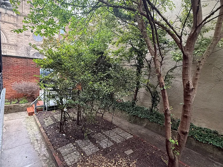1901 E Lombard St #2 — Photo 15
