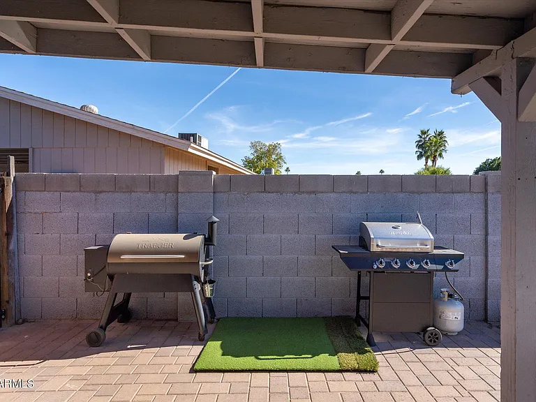 1211 W Palomino Dr — Photo 29