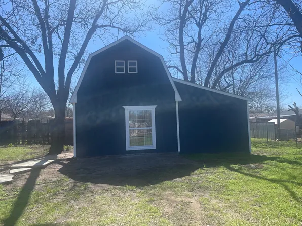 511 Denver St, Alvord, TX 76225