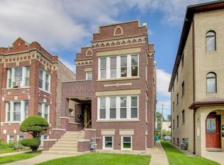 2127 Highland Ave, Berwyn, IL 60402