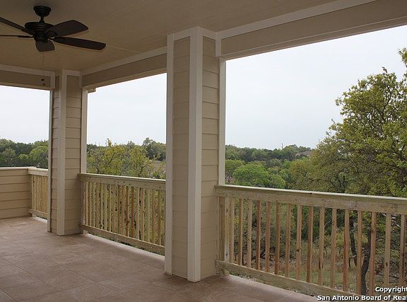 4th image of 270 Nighthawk Ln