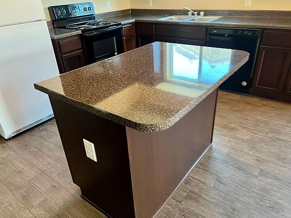 5th image of 3875 S Desert Oasis Dr