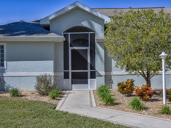 4th image of 17456 SE 112th Ct