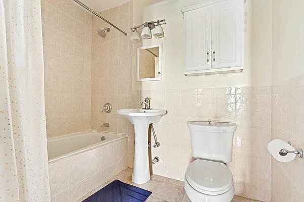 Rented by Corcoran | media 17