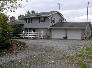 1634 Rutledge Rd, Transfer, PA 16154