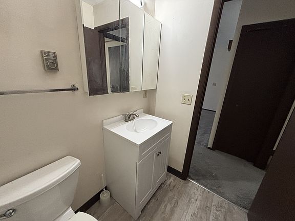 5th image of 3845 Timberview St NW