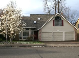 9088 SW Hill St, Tigard, OR 97223