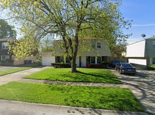 940 Southbridge Dr #940, Aurora, IL 60506