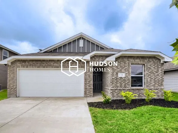 118 Goel St, Greenville, TX 75402
