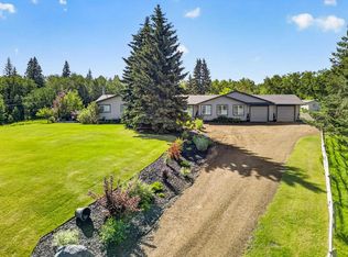 22245 Township Rd #512, Strathcona County, AB T8C1H2