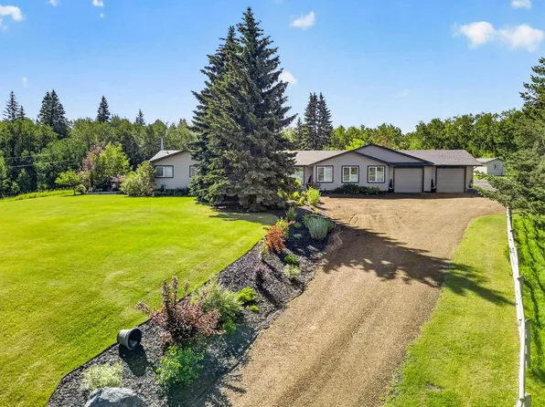 22245 Township Rd #512, Strathcona County, AB T8C 1H2