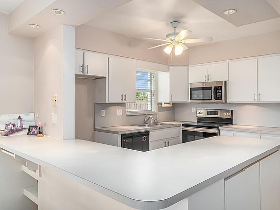 2nd image of 2186 Highway A1a APT C1