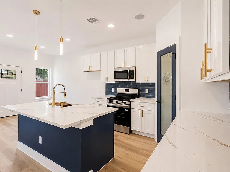 4606 Mallow St #B — Photo 12