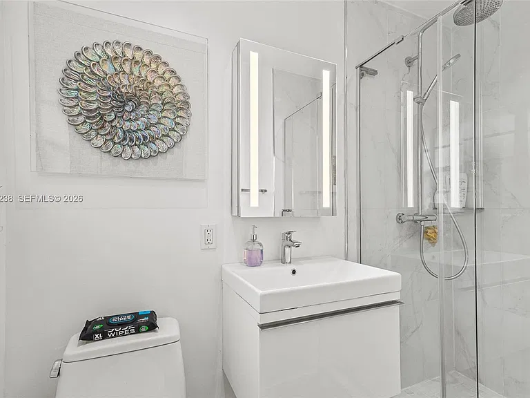 2207 NE 16th Ave — Photo 39