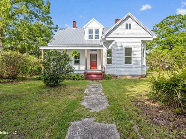21021 Old River Rd, Vancleave, MS 39565