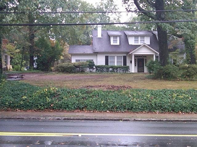 1420 S Lumpkin