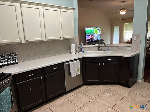 5th image of 202 Grand Isle Dr