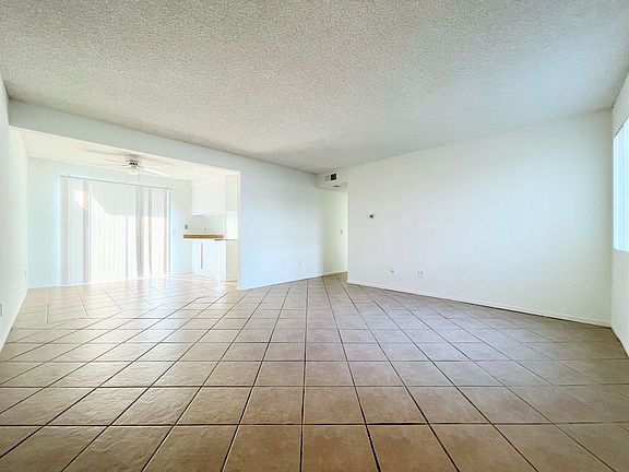 3rd image of 1249 Arcadia Ave APT B