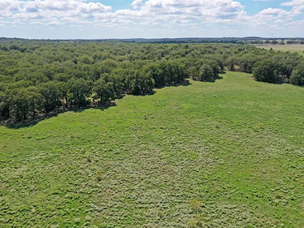 17530 59th Hwy, Bowie, TX 76230