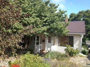 828 NE 92nd St, Seattle, WA 98115
