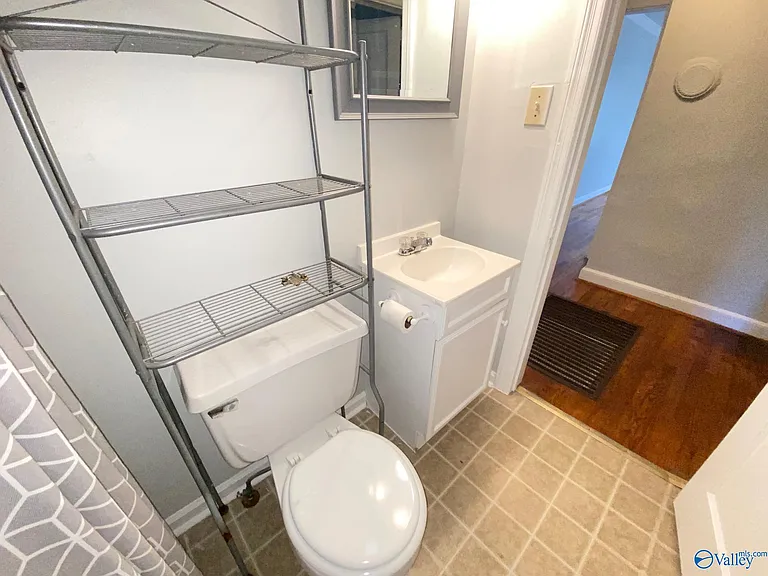 2415 Bonita Dr SW — Photo 24